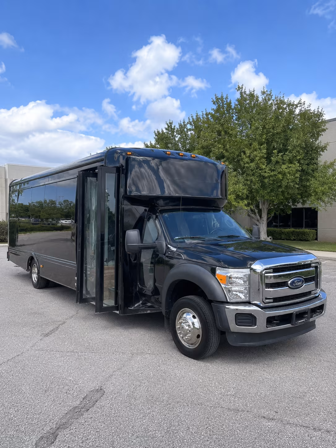 Bakersfield Bachelor & Bachelorette Transportation