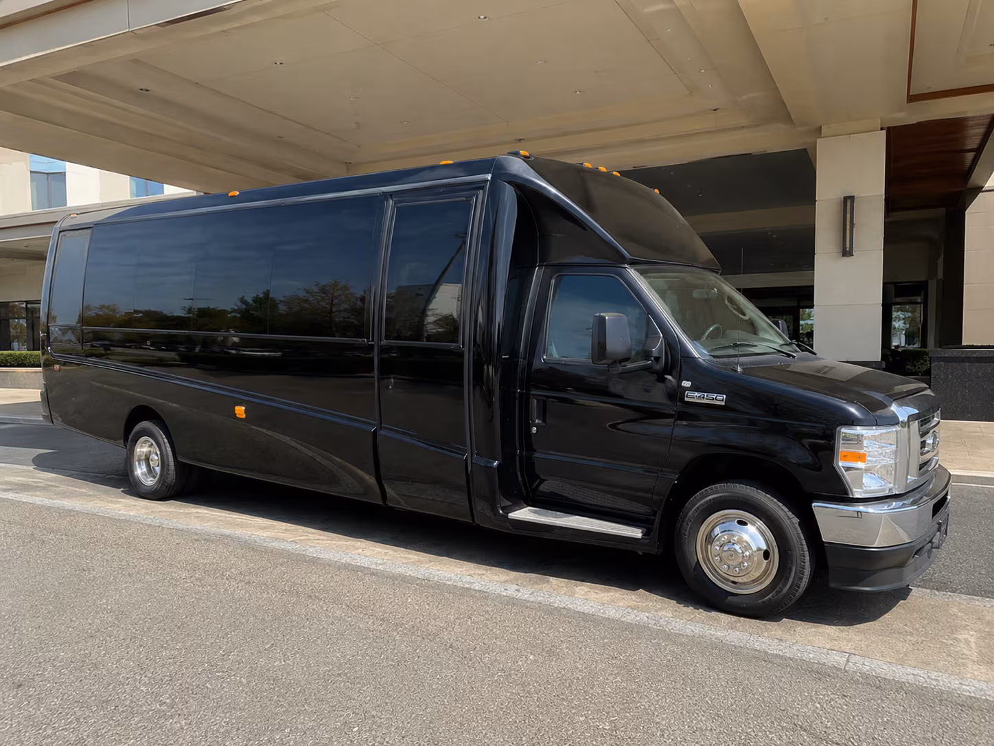 Bakersfield Birthday, Sweet 16, & Quinceañera Transportation party bus exterior