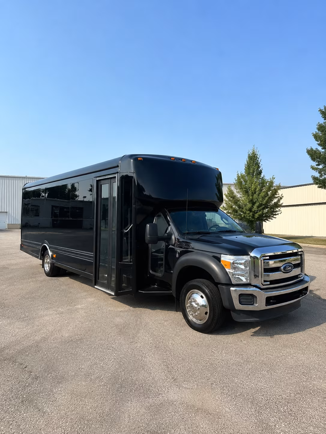 Bakersfield Prom & Homecoming Transportation party bus exterior