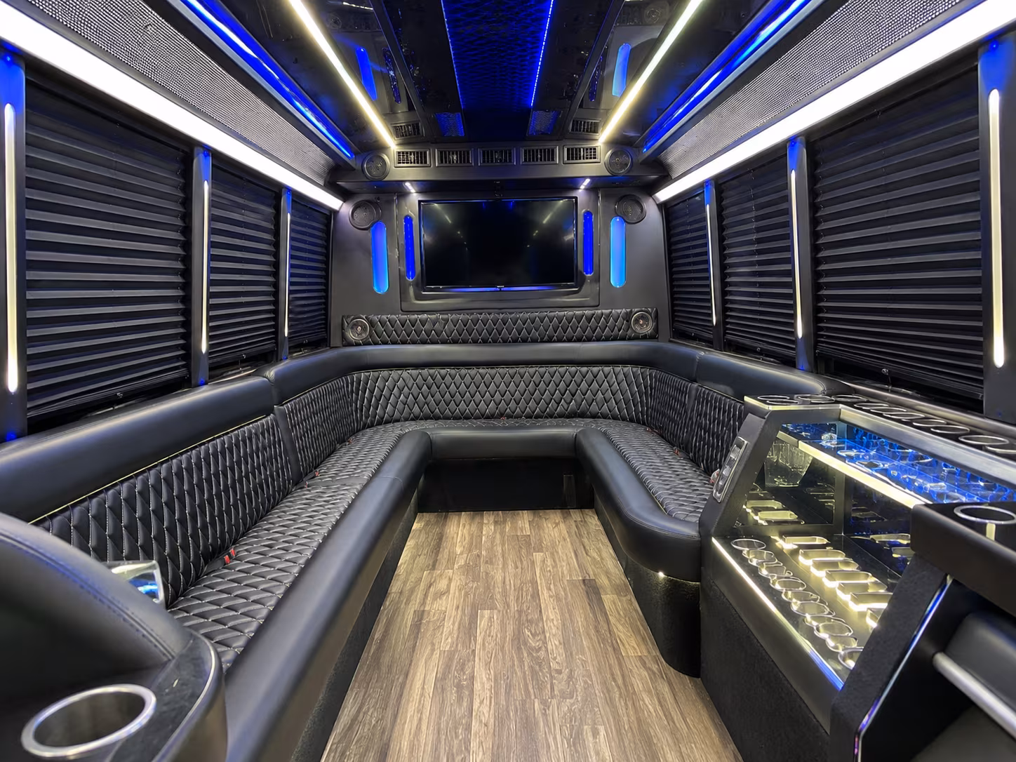 Bakersfield Winery Tour & Pub Crawl Transportation group transportation