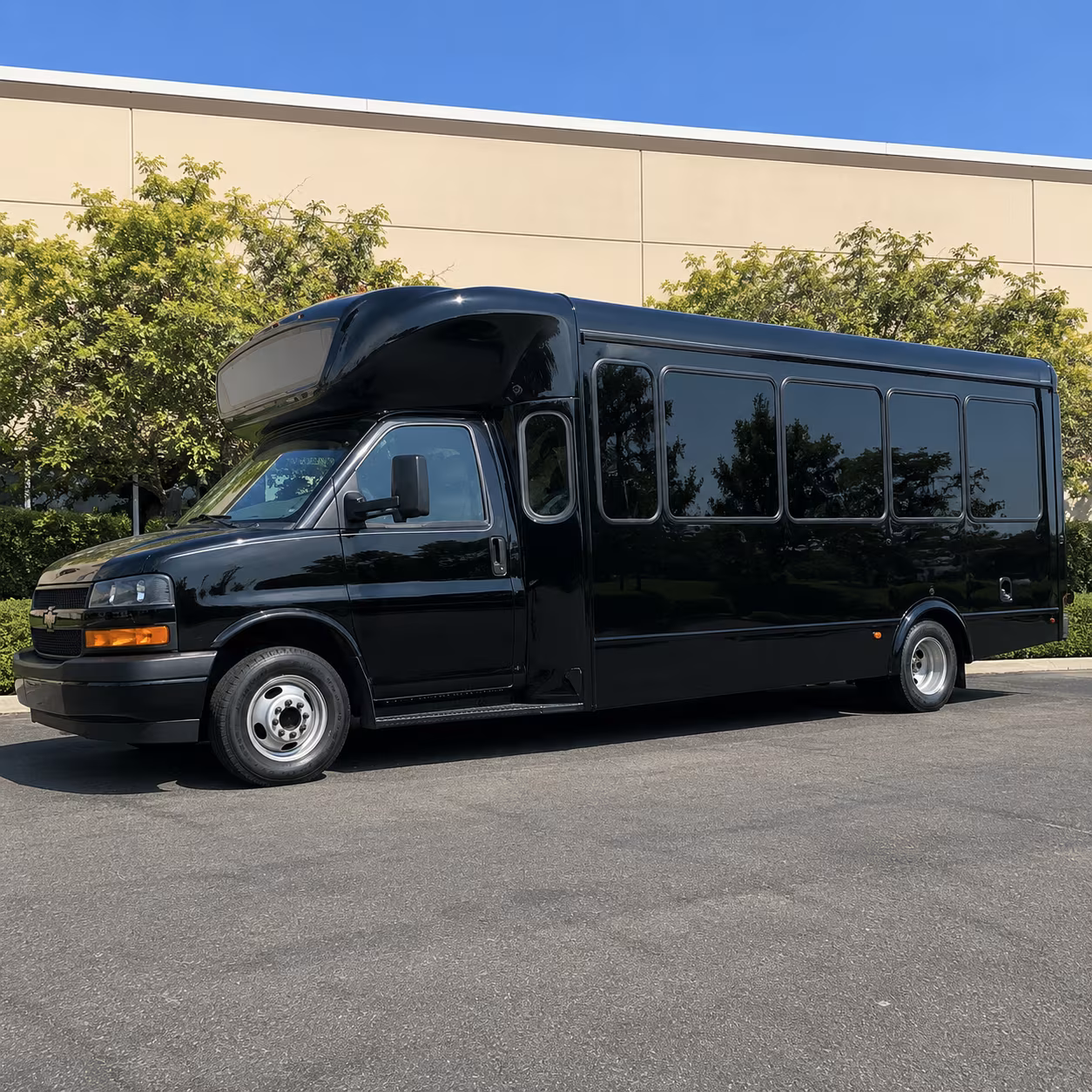 Visalia Homecoming & Prom Party Bus Rentals