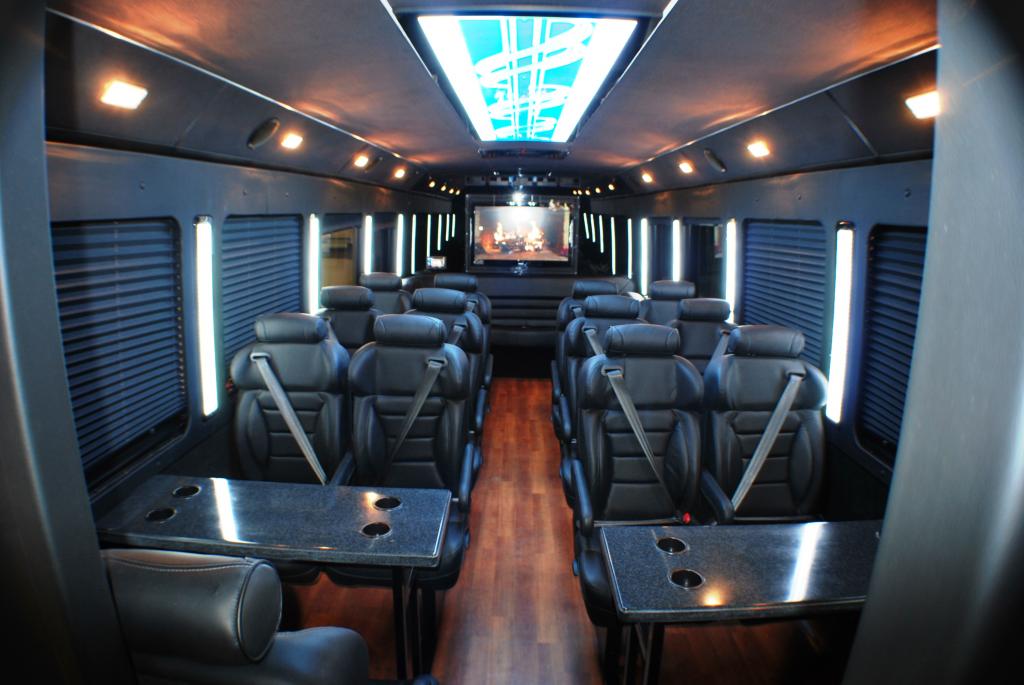 charter bus rental Ventura California